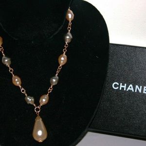 Vintage Chanel Cream Grey Pearl CC logo Necklace